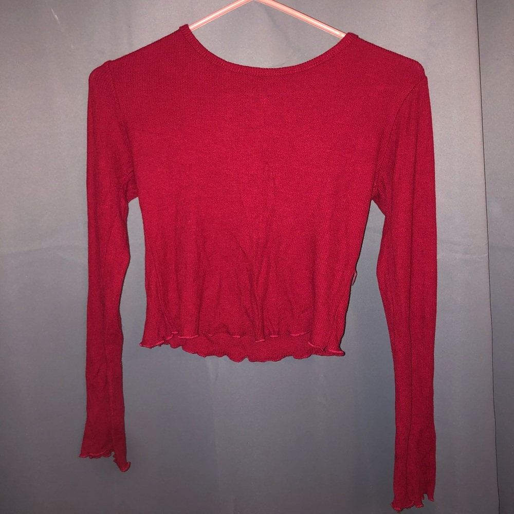 Red long sleeve crop top